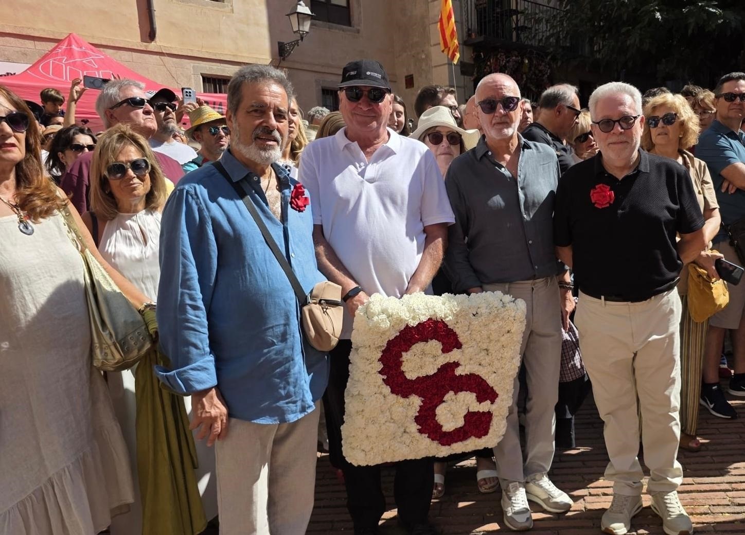 Tradicional ofrena floral per la Diada de Catalunya